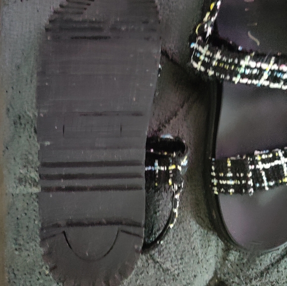 Unisa Black and White Platform Sandals Size 10M - Picture 4 of 5